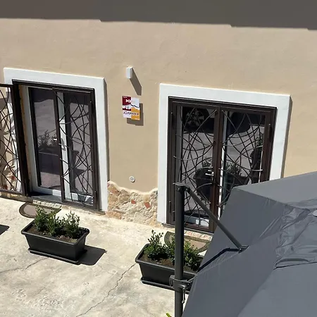 Domus Joannina Alojamento de Acomodação e Pequeno-almoço Pompeia